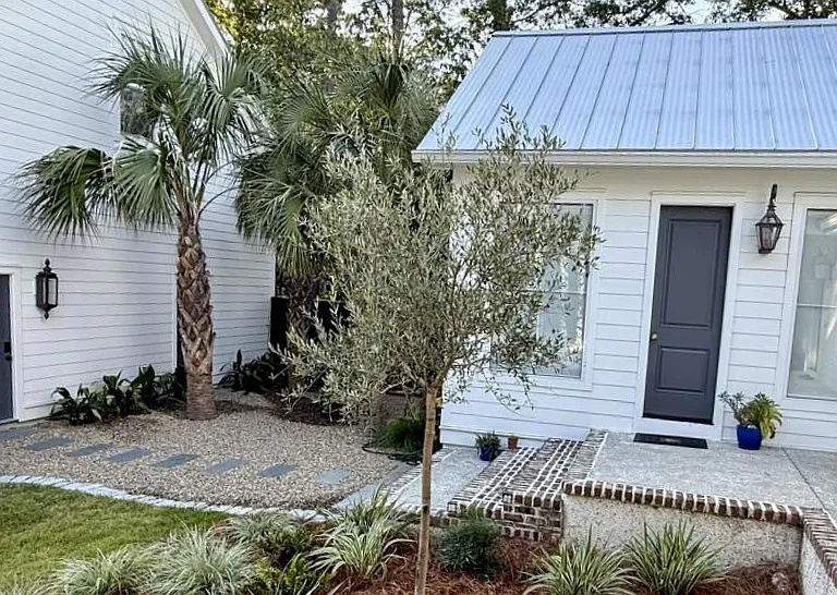 View of apartment entrance (Door on the left)