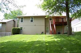 Front/Back Split - Large Backyard