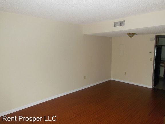 2nd image of 4211 S Semoran Blvd APT 4