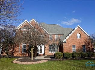 2240 Heatherwood Dr, Findlay, OH 45840