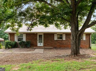 1273 Sewell Mill Rd, Danielsville, GA 30633