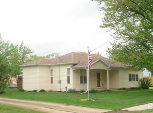 1425 N 2nd St, Chillicothe, IL 61523