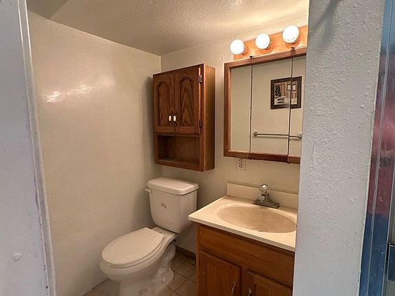5th image of 754 N 10th St