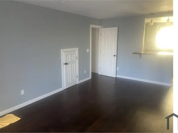 5330 Belvedere St, Oakland, CA 94601