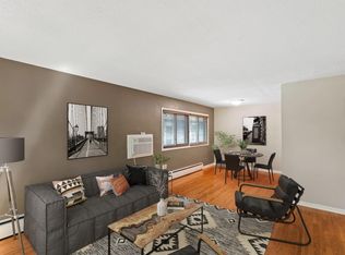 2507 Bryant Ave S APT 201, Minneapolis, MN 55405
