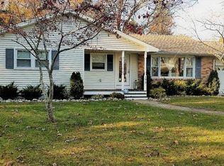190 Center St, Manahawkin, NJ 08050
