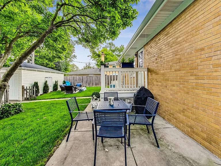 2106 Lake Ave — Photo 45