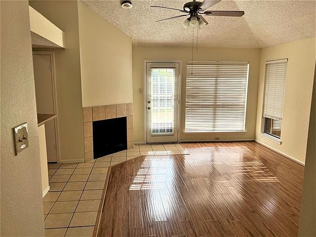 1st image of 549 Parkway Blvd