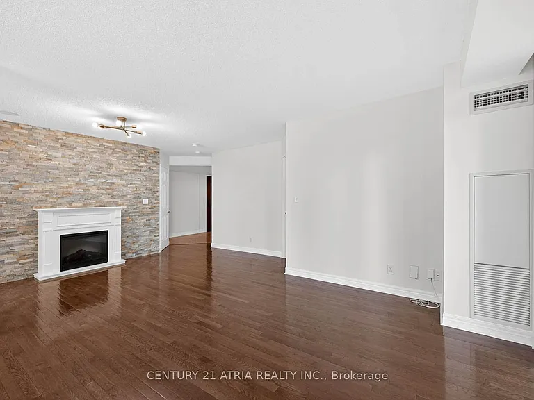 23 Hollywood Ave #808 — Photo 17