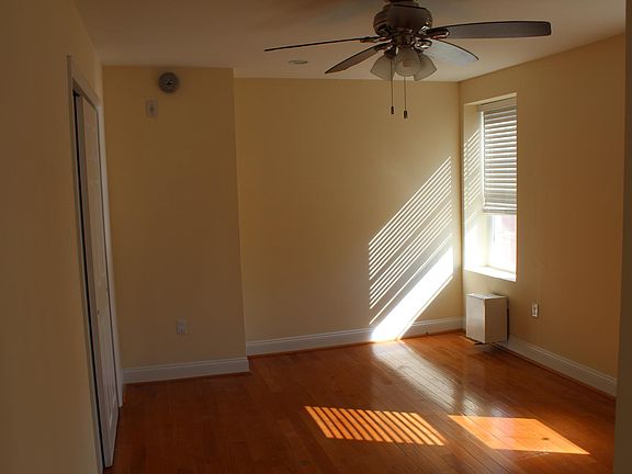 4th image of 2300 Catharine St #2RR