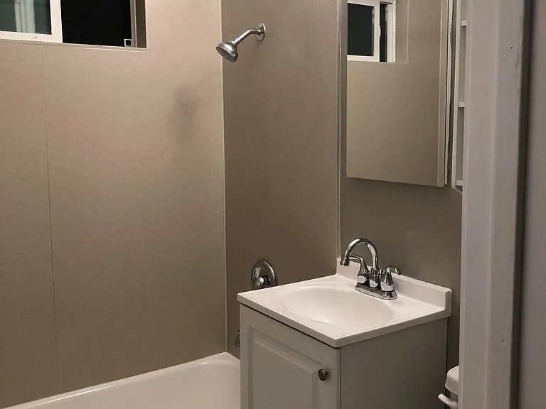 3609 Ocean View Blvd — Photo 10