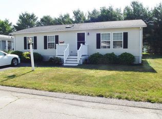 45 Country Dr, Bridgewater, MA 02324