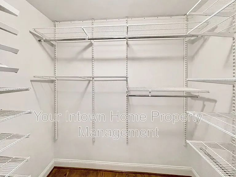 2695 Sharondale Dr NE — Photo 24