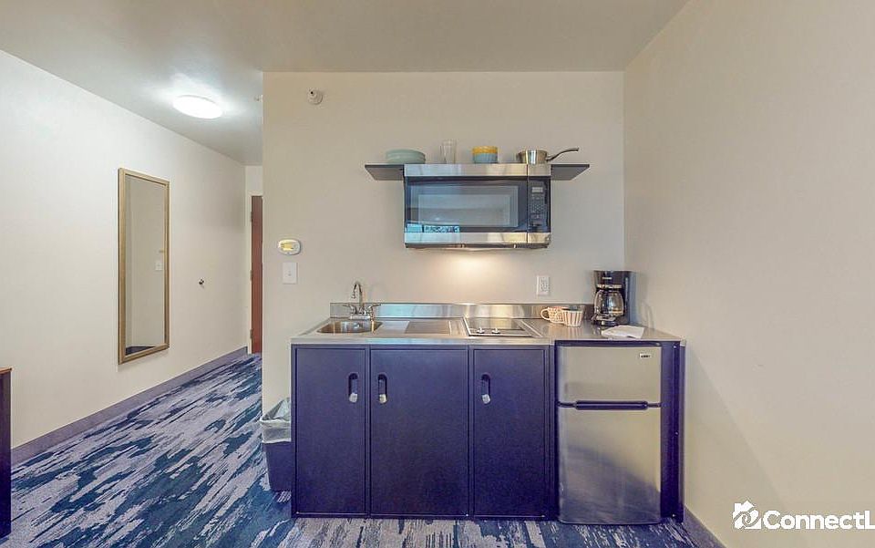 1st image of 1383 Washington Ave #2825577