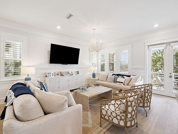 4th image of 42 Siasconset Ln