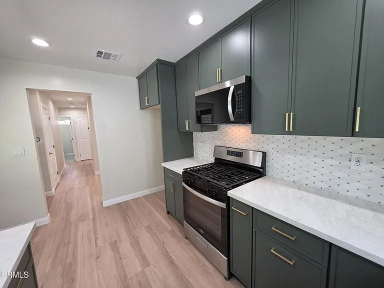 6829 Murietta Ave — Photo 6