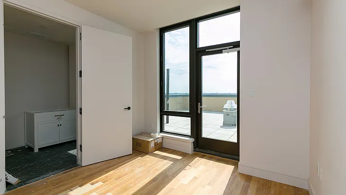 Rented by Nooklyn NYC LLC | media 13