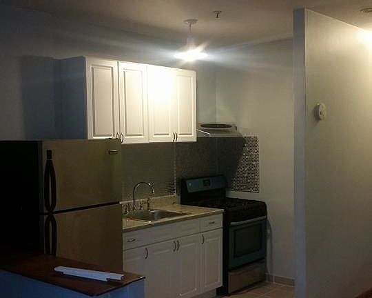 4th image of 297 Halsey St #2