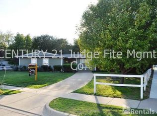 614 Jonathan Ln, Arlington, TX 76010
