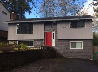 9491 SW 52nd Ave, Portland, OR 97219