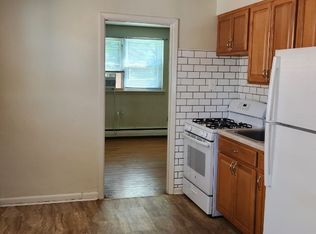 205 Robbins St FLOOR 2, Philadelphia, PA 19111