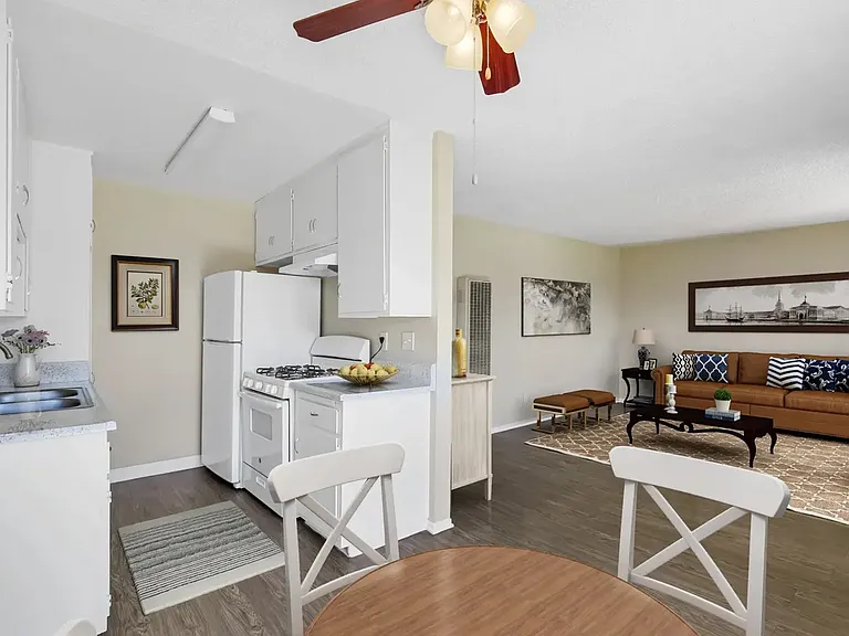81840 Avenida Del Mar #27-213 — Photo 4