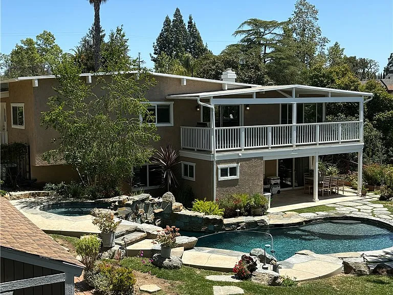 1014 Hacienda Dr — Photo 21