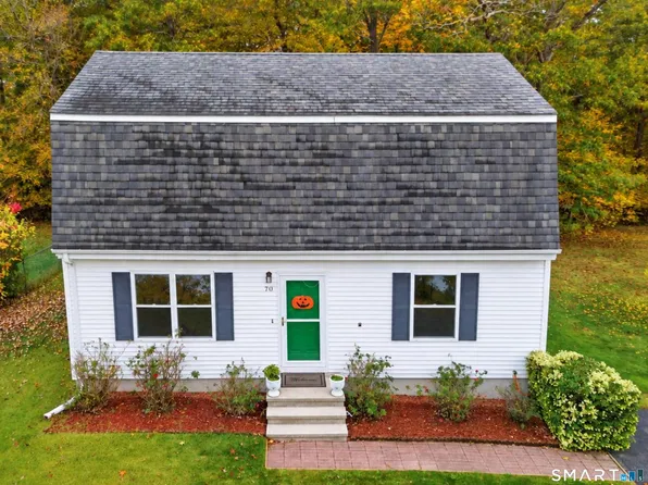 70 Cottonwood Lane, Montville, CT 06382