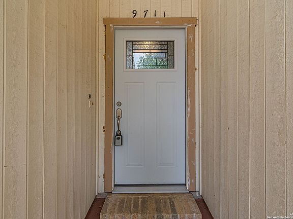4th image of 9711 WOODLAND HLS