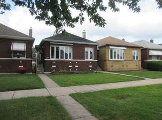 9534 S Escanaba Ave, Chicago, IL 60617