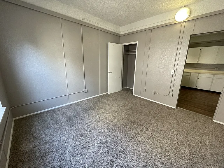Bay View Apartments — Photo 15