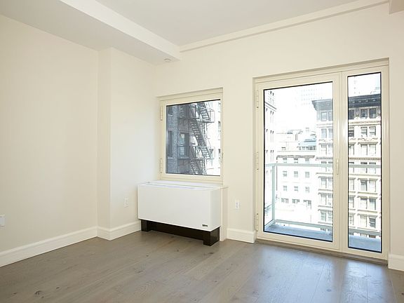 5th image of 67 Liberty St APT 17