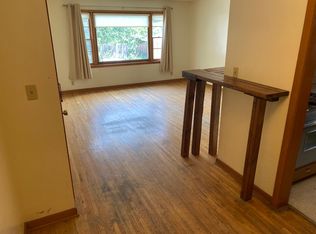 1420 E St #6, Lincoln, NE 68508