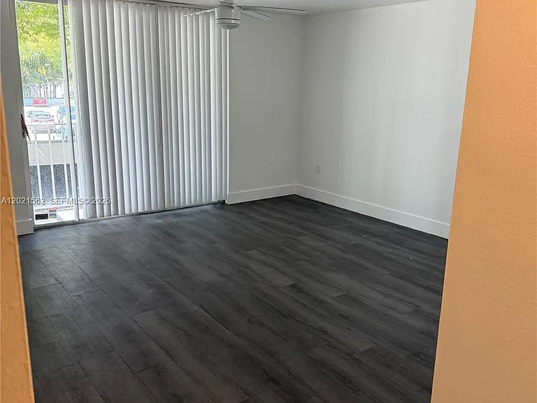 1740 NW North River Dr #325 — Photo 3