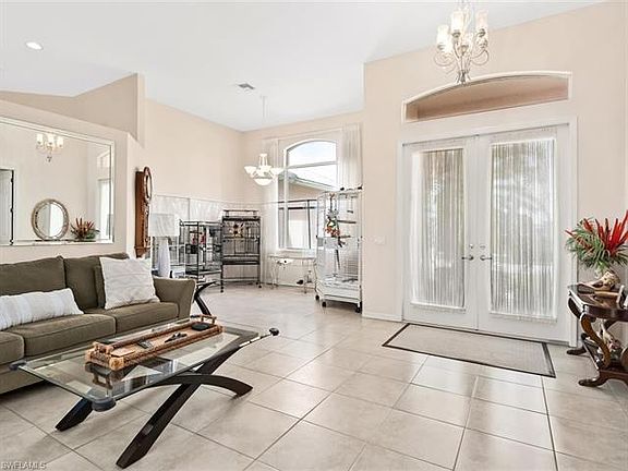 5th image of 578 N Barfield Dr