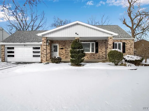 740 Seneca St, Lewiston, NY 14092