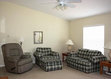 4th image of 14 Lucas Ln