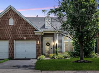 8027 Montour Heights Dr, Gainesville, VA 20155