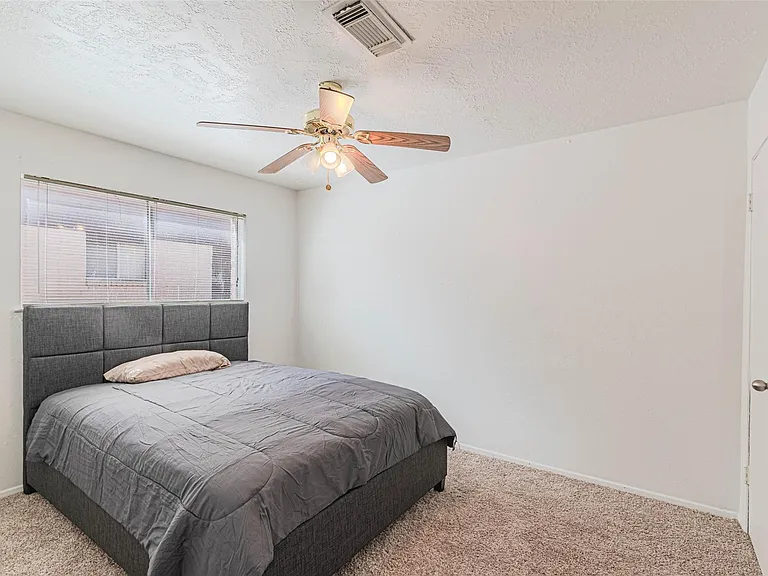 4606 Fitzwater Dr — Photo 34