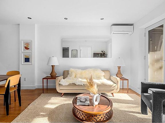 2nd image of 660 Bergen St #1F