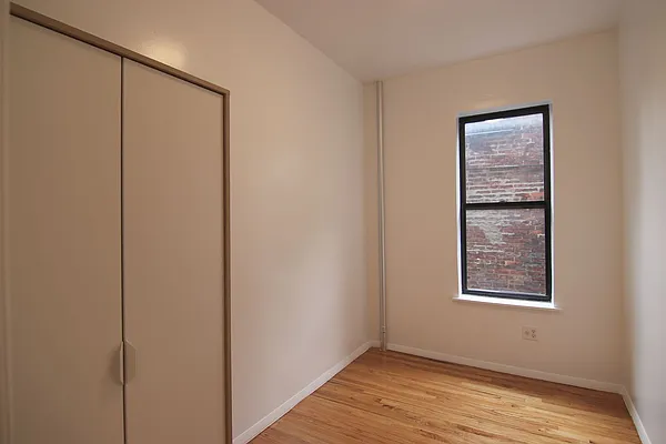 Rented by Compass | media 22