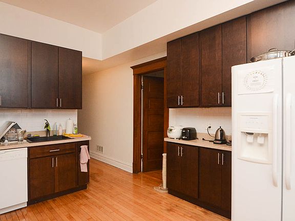 3rd image of 3616 W Wrightwood Ave #3