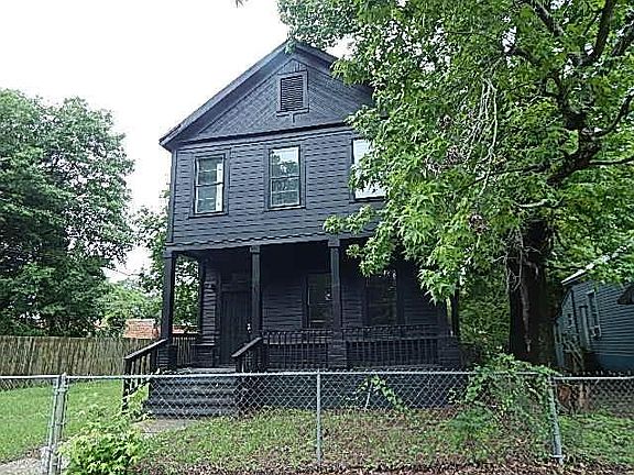 2nd image of 864 Pettus St
