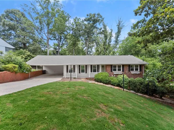 660 Crestview Ter, Gainesville, GA 30501