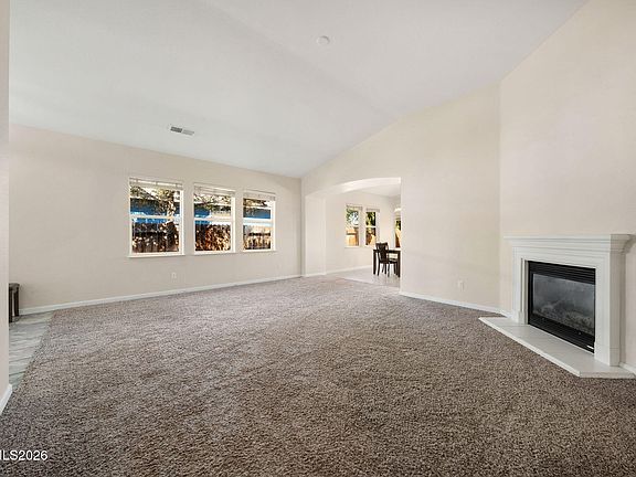 5th image of 288 Fallen Leaf Ln