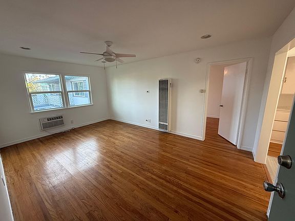 4th image of 805 Venice Blvd APT 4