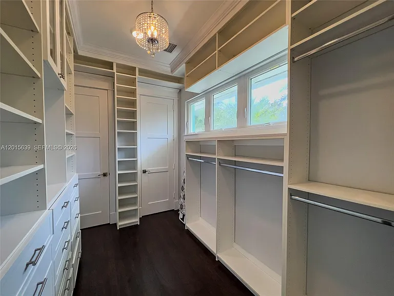 545 SW Indianola St — Photo 31
