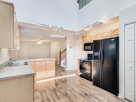4th image of 1483 Beechfern Dr