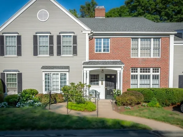 409 Old Country Rd #409, Wenham, MA 01984