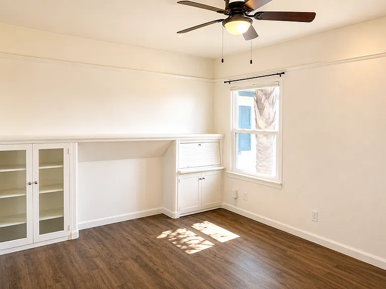 4441 Mississippi St — Photo 3
